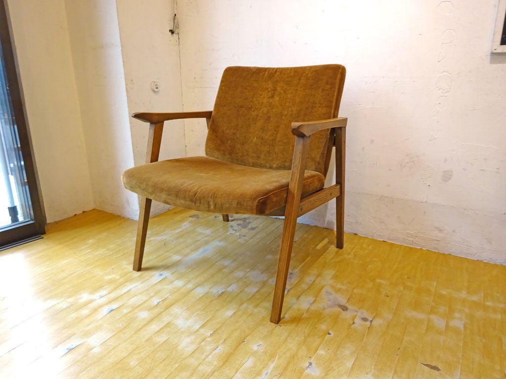 トラックファニチャー TRUCK FURNITURE FURROWED-LEATHER ARM CHAIR 楢材ウッドフレーム オーク材 ビロード張 ★