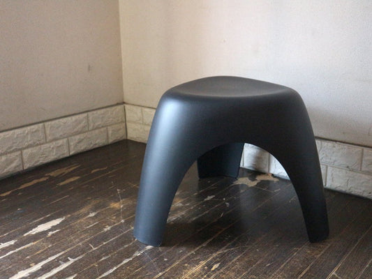 ヴィトラ Vitra エレファントスツール Elephant Stool ブラック 柳宗理 ミッドセンチュリー MoMA 永久収蔵品 ◎