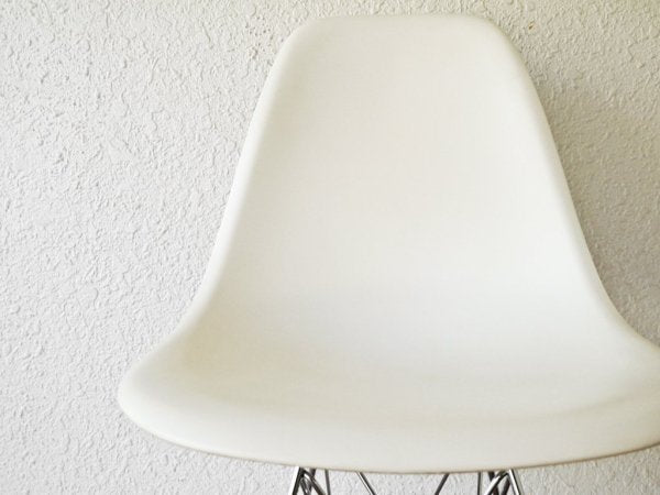 ヴィトラ vitra. サイドシェルチェア DSR エッフェルベース ポリプロピレン C&R イームズ Eames  ミッドセンチュリー ◇