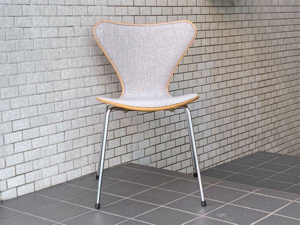 フリッツハンセン Fritz Hansen ビンテージ セブンチェア ビーチ フロントパティング ライトグレー アルネ・ヤコブセン スタッキングチェア 北欧家具 デンマーク B ■