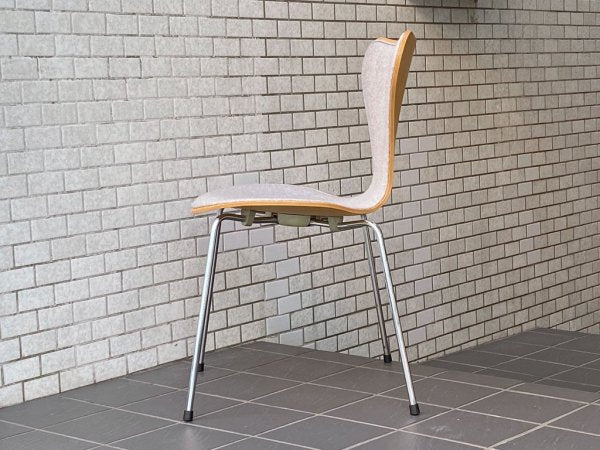 フリッツハンセン Fritz Hansen ビンテージ セブンチェア ビーチ フロントパティング ライトグレー アルネ・ヤコブセン スタッキングチェア 北欧家具 デンマーク B ■