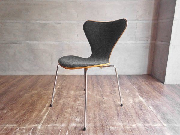 フリッツハンセン Fritz Hansen セブンチェア フロントパティング新品張替品 NC127 アルネ・ヤコブセン Arne Jacobsen デンマーク 北欧家具 B ♪