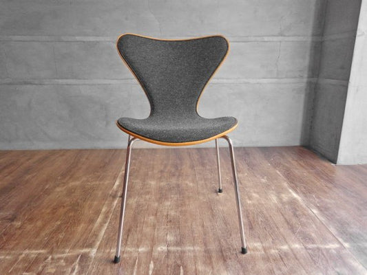 フリッツハンセン Fritz Hansen セブンチェア フロントパティング新品張替品 NC127 アルネ・ヤコブセン Arne Jacobsen デンマーク 北欧家具 A ♪