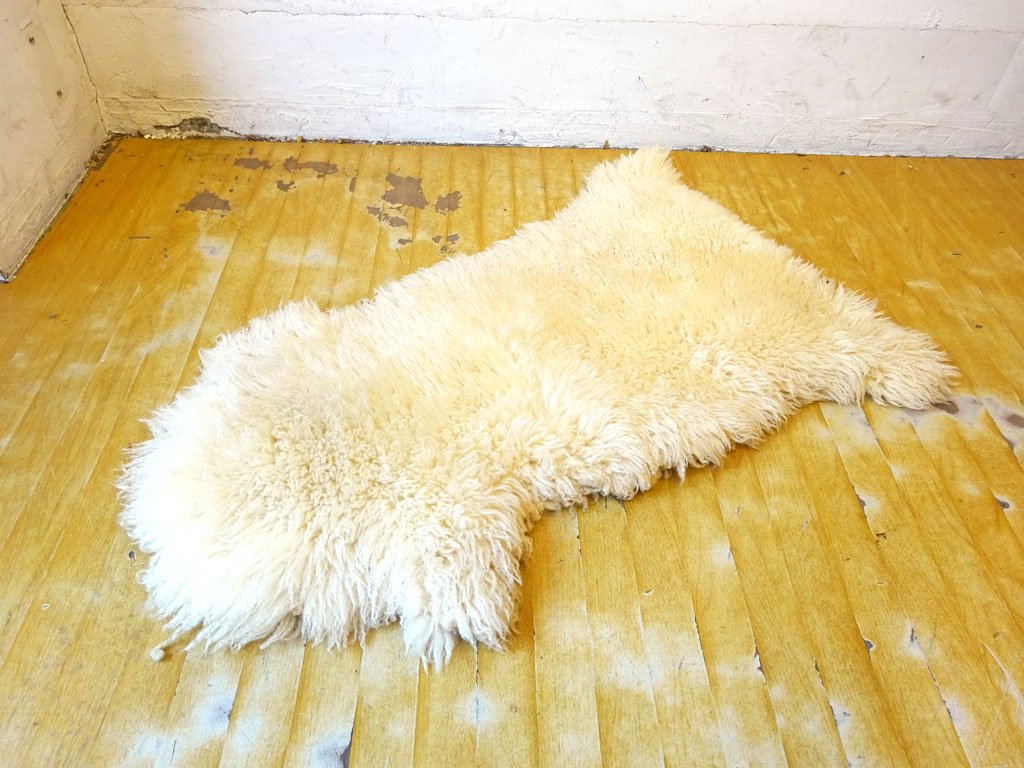 天然ムートン ピースラグ 1匹  長毛 シープスキン SHEEPSKIN 羊毛 アイボリー ★