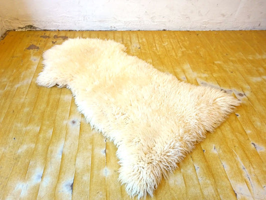 天然ムートン ピースラグ 1匹  長毛 シープスキン SHEEPSKIN 羊毛 アイボリー ★