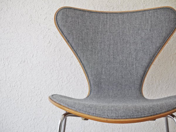 フリッツハンセン Fritz Hansen セブンチェア フロントパティング新品張替品 NC126 グレー アルネ・ヤコブセン Arne Jacobsen デンマーク 北欧家具 B ◇