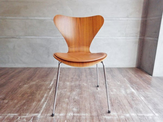 フリッツハンセン Fritz Hansen セブンチェア ナッツナチュラル インテンスレザーシートクッション付き アルネ・ヤコブセン Arne Jacobsen 廃番カラー デンマーク 北欧家具 ♪