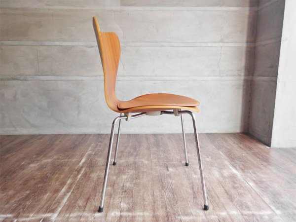 フリッツハンセン Fritz Hansen セブンチェア ナッツナチュラル インテンスレザーシートクッション付き アルネ・ヤコブセン Arne Jacobsen 廃番カラー デンマーク 北欧家具 ♪