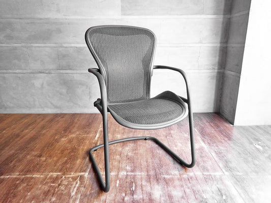 ハーマンミラー Herman Miller アーロン サイドチェア Aeron Side Chair クラシック カーボン ゲストチェア カンチレバー廃盤 定価：\100,440- ♪