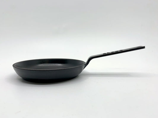 ストウブ Staub ミニシリーズ ミニフライパン 12cm ブラック 鋳鉄 アイアン フランス ●