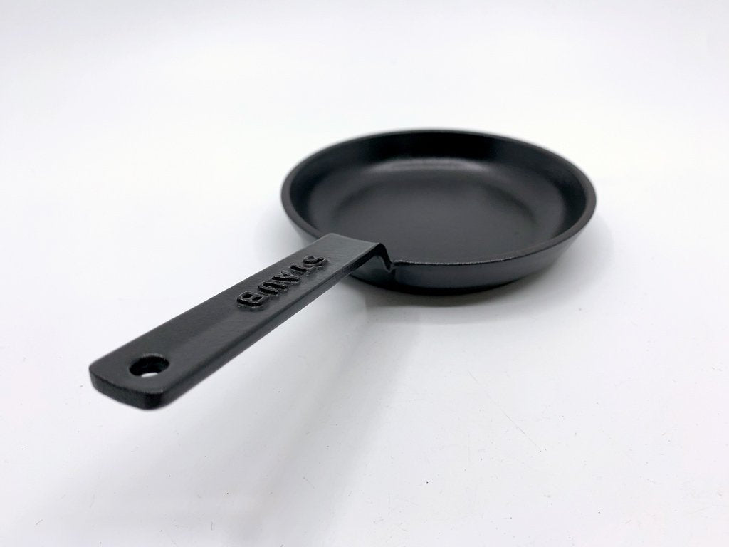 ストウブ Staub ミニシリーズ ミニフライパン 12cm ブラック 鋳鉄 アイアン フランス ●