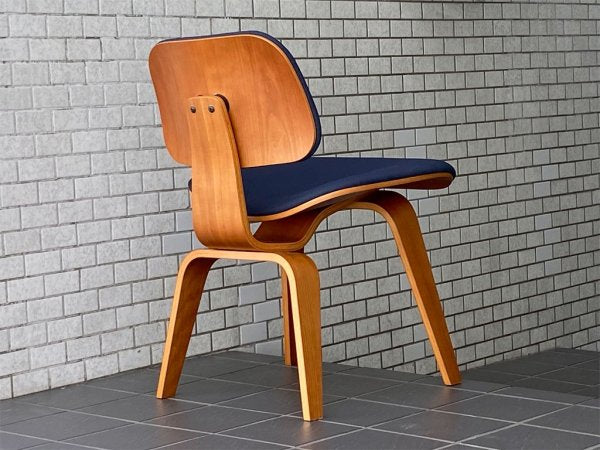 ハーマンミラー Herman Miller プライウッドダイニングチェア DCW チェリー ファブリック ネイビー C&Rイームズ ミッドセンチュリー ■