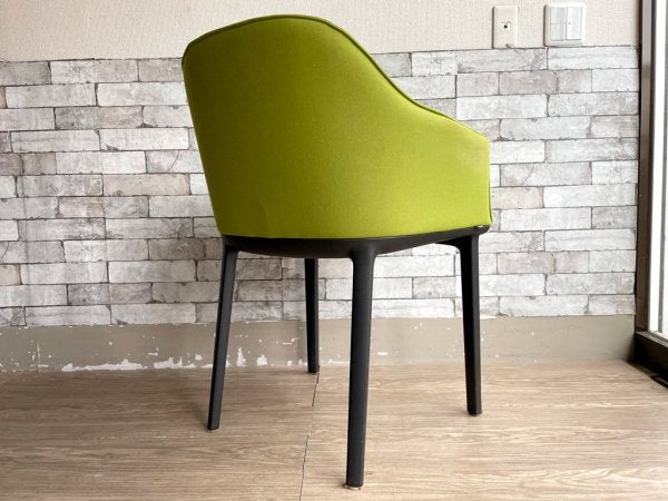 ヴィトラ vitra. ソフトシェルチェア SoftShell Chair ロナン＆エルワン・ブルレック Ronan ＆ Erwan Bouroullec 参考定価:77,000円 ●