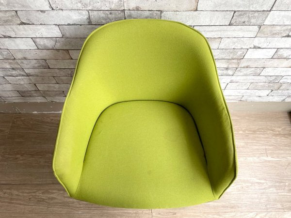 ヴィトラ vitra. ソフトシェルチェア SoftShell Chair ロナン＆エルワン・ブルレック Ronan ＆ Erwan Bouroullec 参考定価:77,000円 ●