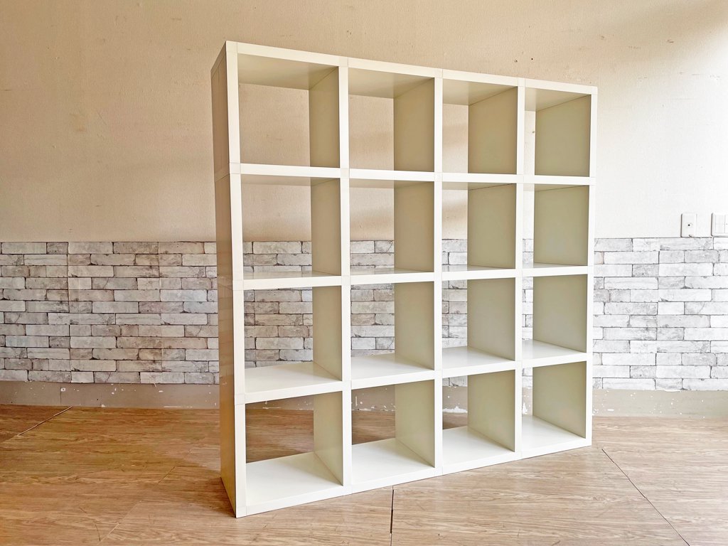 カルテル Kartell シェルビングシステム SHELVING SYSTEM モジュラーブックシェルフ 4列4段 ホワイト ジュリオ・ポルヴァラ ●