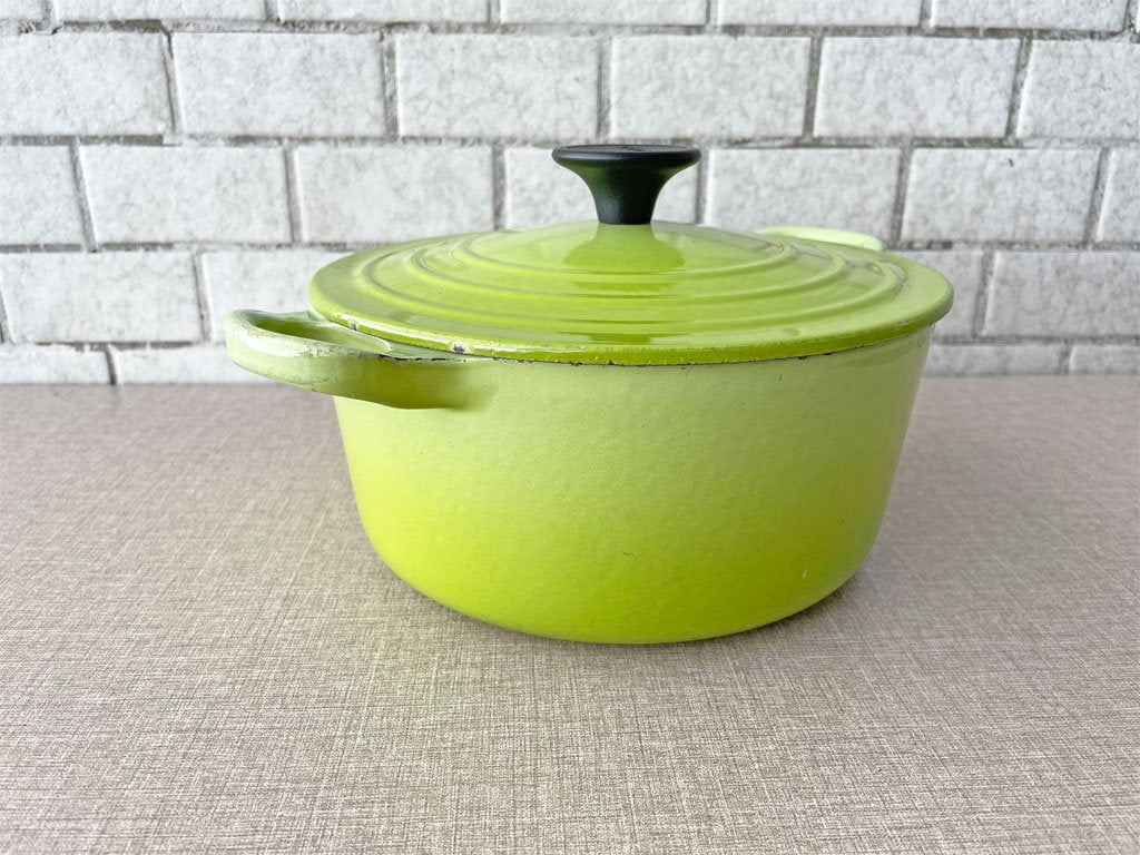 ル クルーゼ LE CREUSET ココットロンド  両手鍋 Φ18? 鋳物 ホーロー キウイ フルーツグリーン フランス ■