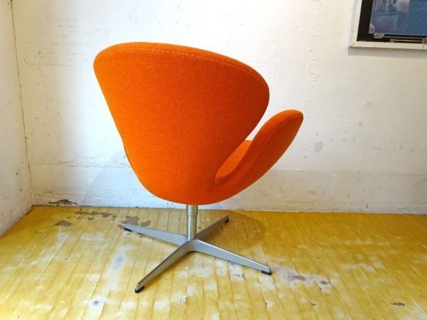 フリッツハンセン FritzHansen スワンチェア SWAN オレンジ アルネ ヤコブセン Arne Jacobsen デンマーク ★