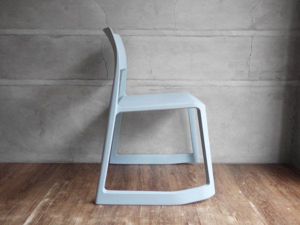 ヴィトラ vitra ティプトン Tip Ton チェア デスクチェア ダイニングチェア スタッキングチェア アイスグレー チルト機能 定価:33,000円 ♪