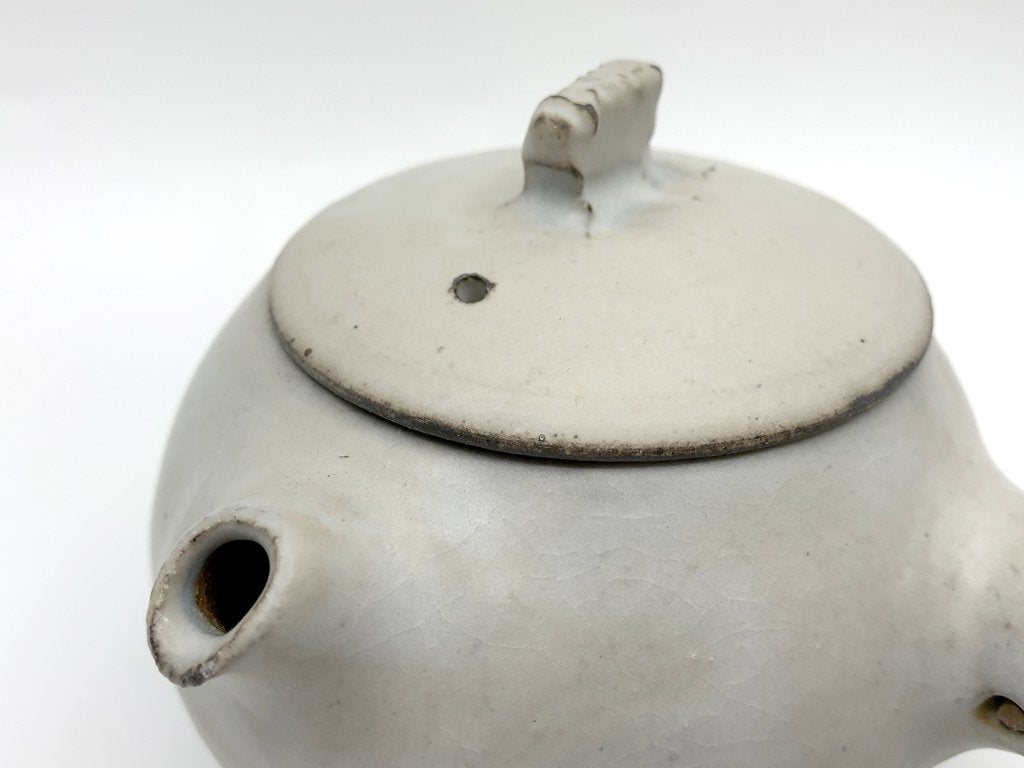 馬場勝文 急須 丸型 白 マット 取手付 チーク材 陶器 現代作家 ●