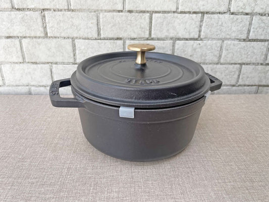 ストウブ Staub ピコ ココット ラウンド 両手鍋 ホーロー鍋 ブラック 18cm フランス ■