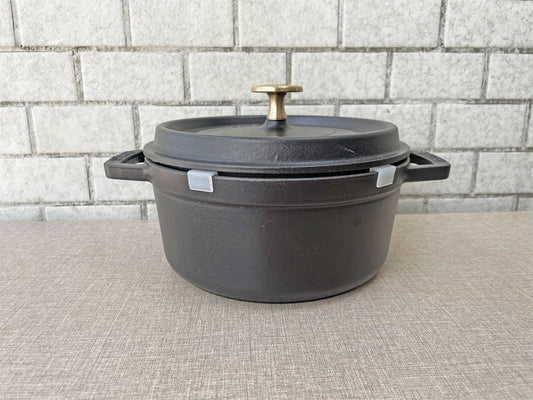 ストウブ Staub ピコ ココット ラウンド 両手鍋 ホーロー鍋 ブラック 18cm フランス ■