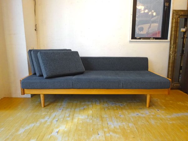 グラフ graf × 相合家具 SOGO adシリーズ デイベッドソファ L DAY BED SOFA L 3Pソファ ホワイトアッシュ材 ファブリック 定価:288,000円 ★