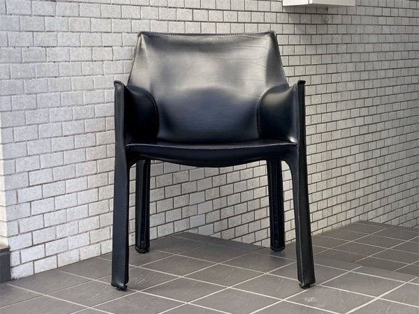 カッシーナ Cassina キャブ アームチェア 413 CAB 本革 ブラック マリオ・ベリーニ イタリア製 モダン MoMA ■