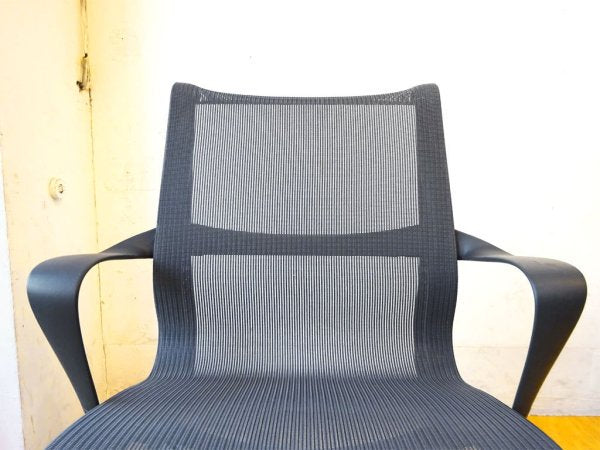 ハーマンミラー Herman Miller セトゥーチェア Setu Chair マルチパーパスチェア グレー メッシュシート Studio 7.5 5本脚タイプ 昇降機能 定価￥99,000- ★