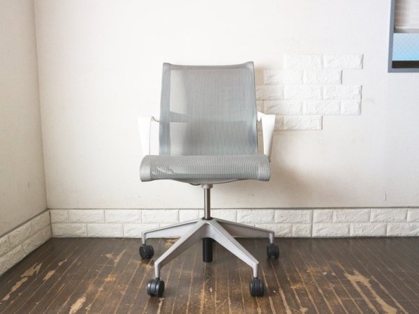 ハーマンミラー Herman Miller セトゥーチェア Setu Chair マルチパーパスチェア グレー メッシュシート 5本脚タイプ  定価￥99,000- 現状品 ◎