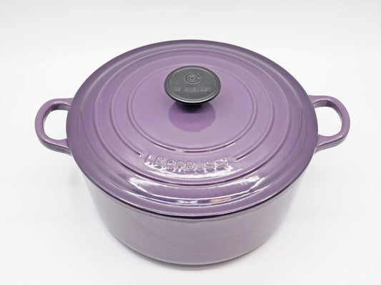 ルクルーゼ LE CREUSET ココットロンド カシス パープル 24cm 両手鍋 箱付 限定カラー 鋳物 フランス ●