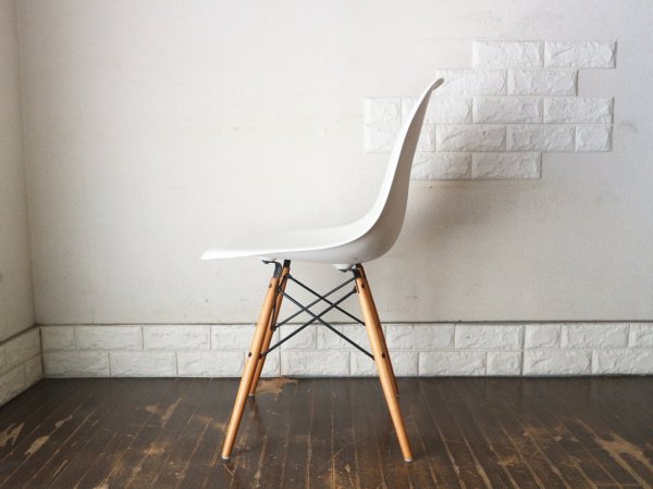 ハーマンミラー Herman Miller × ヴィトラ vitra. Wネーム サイド シェルチェア ホワイト ドゥエルレッグベース C&R イームズ ミッドセンチュリー  ◎