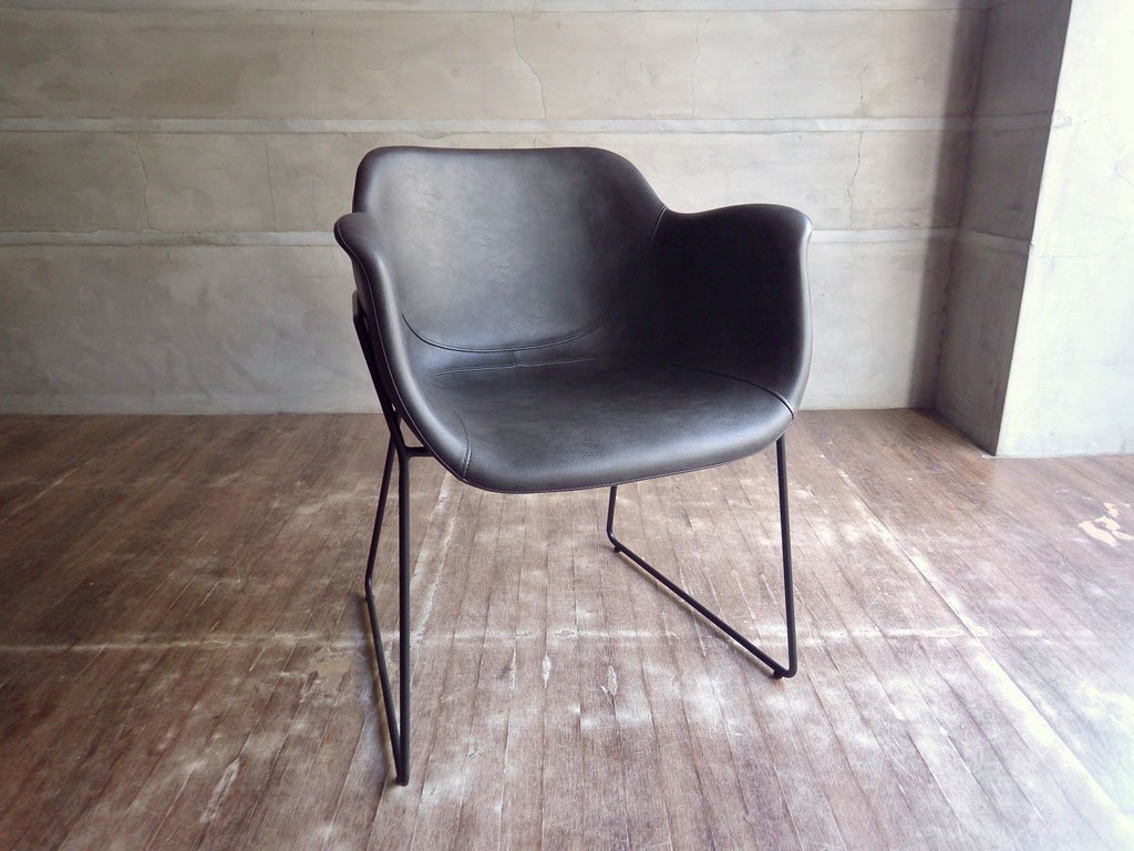 アデペシュ a.depeche パニッシュ チェルチェア PUNISH shell chair 合皮 ダークブラウン 小原真一 定価41,800円 ♪