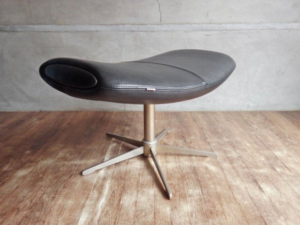 ボーコンセプト BoConcept スキラ Squilla オットマン フットスツール 回転式 ブラック 牛革 レザー 北欧モダン 定価約19万円以上 ♪