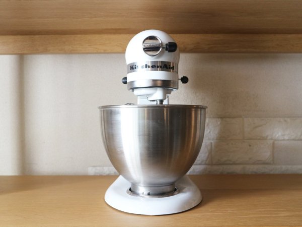 キッチンエイド KitchenAid スタンドミキサー 4.5クォート クラシック Plus KSM75 高性能 卓上 ミキサー お菓子作り 定価7.7万円◎