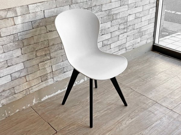 ボーコンセプト BoConcept アデレード ADELAIDE ダイニングチェア ポリプロピレン製 ホワイト エスプレッソオーク 定価\ 47,800- A ●