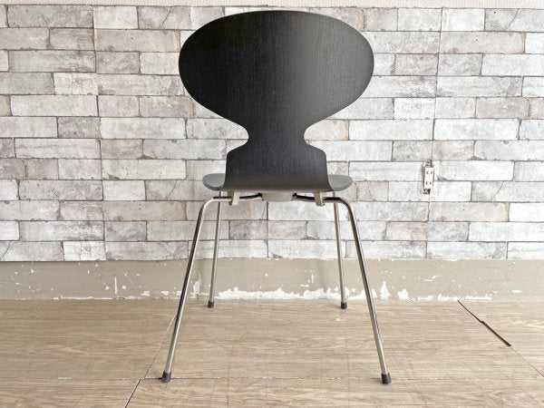 フリッツハンセン Fritz Hansen アントチェア ANT CHAIR カラードアッシュ ブラック アルネ・ヤコブセン Arne Jacobsen デンマーク 定価￥44,000- ●