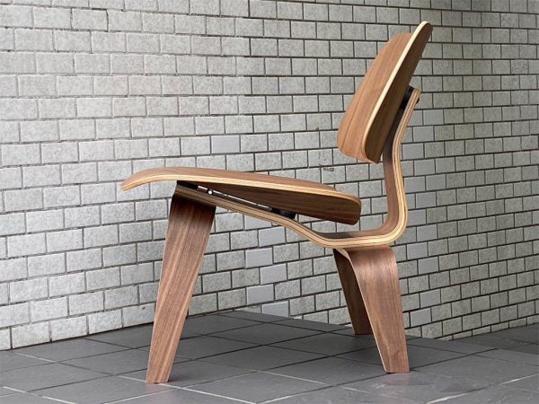 ハーマンミラー Herman Miller LCW ラウンジチェア ウッドレッグ Molded Plywood Lounge Chair ウォールナット C&Rイームズ ミッドセンチュリー ■