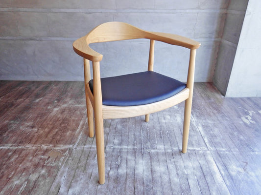 ハンス・J・ウェグナー Hans J Wegner ザ・チェア The Chair リプロダクト PVCレザー ブラック アッシュ材 名作 B ♪