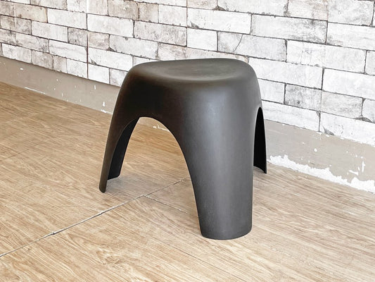 ヴィトラ vitra. エレファントスツール Elephant Stool ポリプロピレン製 ブラック 柳宗理 ミッドセンチュリー MoMA 永久収蔵品 現状品 ●