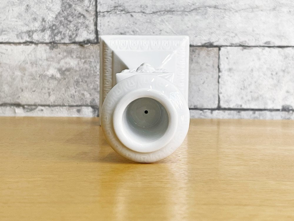 ロイヤルコペンハーゲン Royal Copenhagen ホワイト White キャンドルスタンド 燭台 ライオンレリーフ 箱付 デンマーク 北欧雑貨 A ●