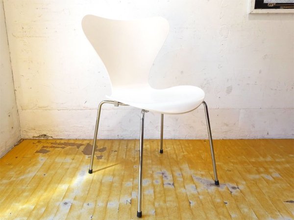 フリッツハンセン Fritz Hansen セブンチェア ホワイトラッカー アルネ・ヤコブセン デンマーク 北欧家具 2007年製 A ★