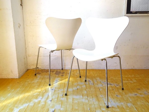 フリッツハンセン Fritz Hansen セブンチェア ホワイトラッカー アルネ・ヤコブセン デンマーク 北欧家具 2007年製 A ★