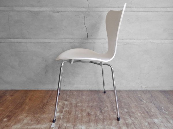 フリッツハンセン Fritz Hansen セブンチェア ホワイトラッカー アルネ・ヤコブセン デンマーク 北欧家具 2007年製 B ♪