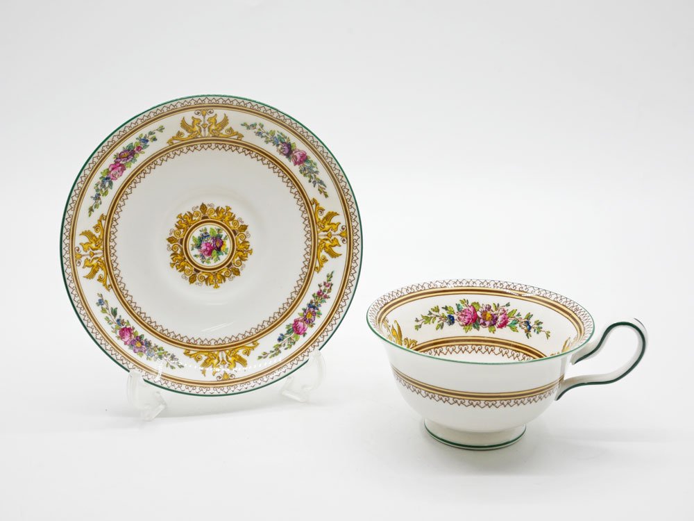 ウェッジウッド WEDGWOOD コロンビア COLUMBIA エナメル ENAMELLED カップ＆ソーサー C/S 白磁 ボーンチャイナ BONE CHINA 英国食器 B ●