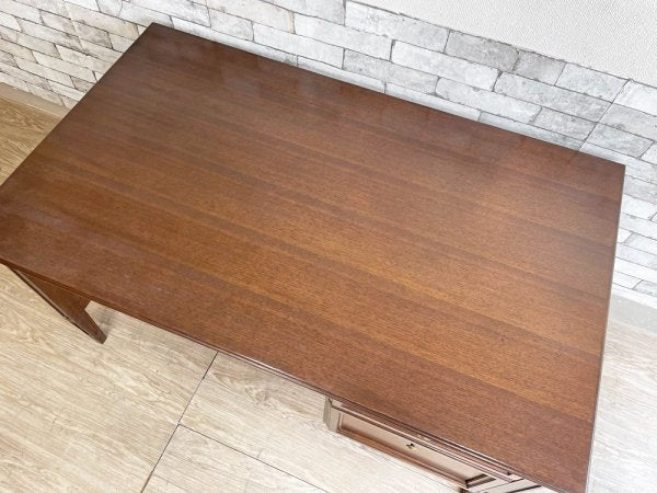 コスガ KOSUGA ニューイングランド New England 片袖デスク 書斎机 W135cm 抽斗2杯 ウォールナット材 ヨー ロピアンクラシカル ●