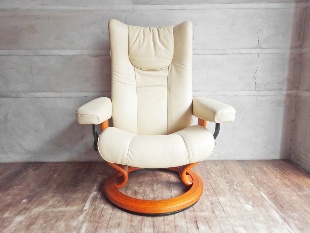 エコーネス EKORNES ストレスレス チェア Stressless ウイング Wing リクライニングチェア オフホワイト オットマン付き ♪