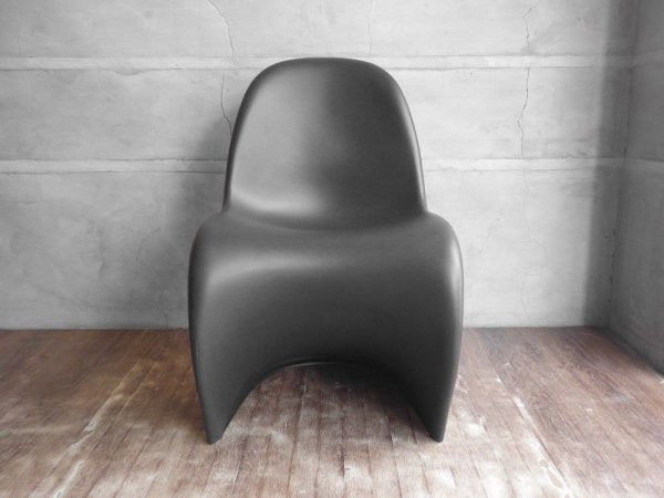 ヴィトラ vitra パントンチェア Panton Chair ブラック ヴァーナー・パントン Verner Panton スタッキングチェア スペースエイジ ミッドセンチュリー ♪