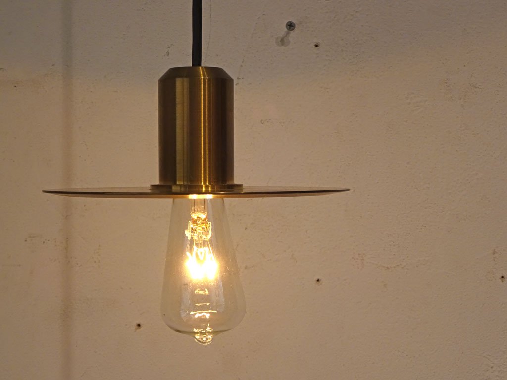 ニューライトポタリー NEW LIGHT POTTERY バレットフラットシェード 鋳物 削り出し真鍮 Bullet flat shade150 brass ペンダントライト★