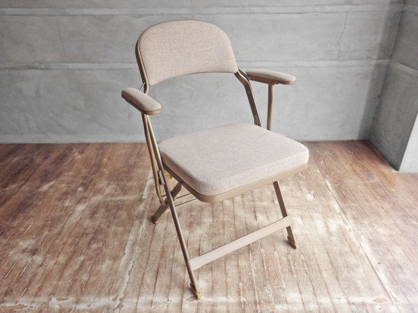 クラリン CLARIN フォールディングアームチェア FOLDING CHAIR WITH ARM フルクッション ベージュ PFS取扱 
 ♪