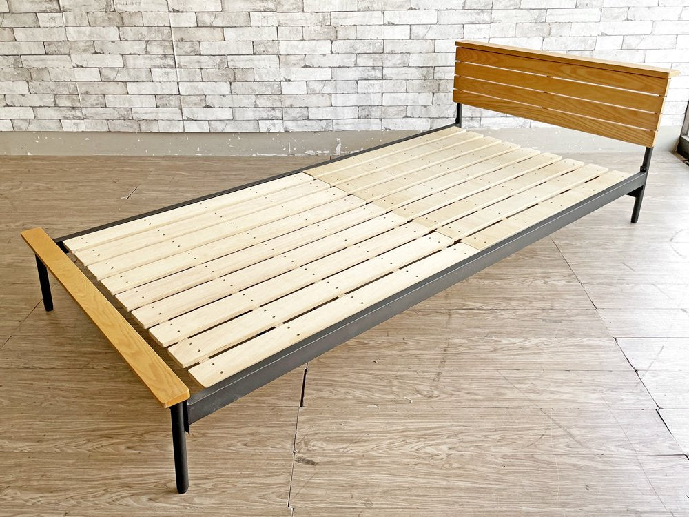 イデー IDEE パンカ ベッド PANCA BED シングル タモ無垢材 スチール 現行 定価￥79,200- ●